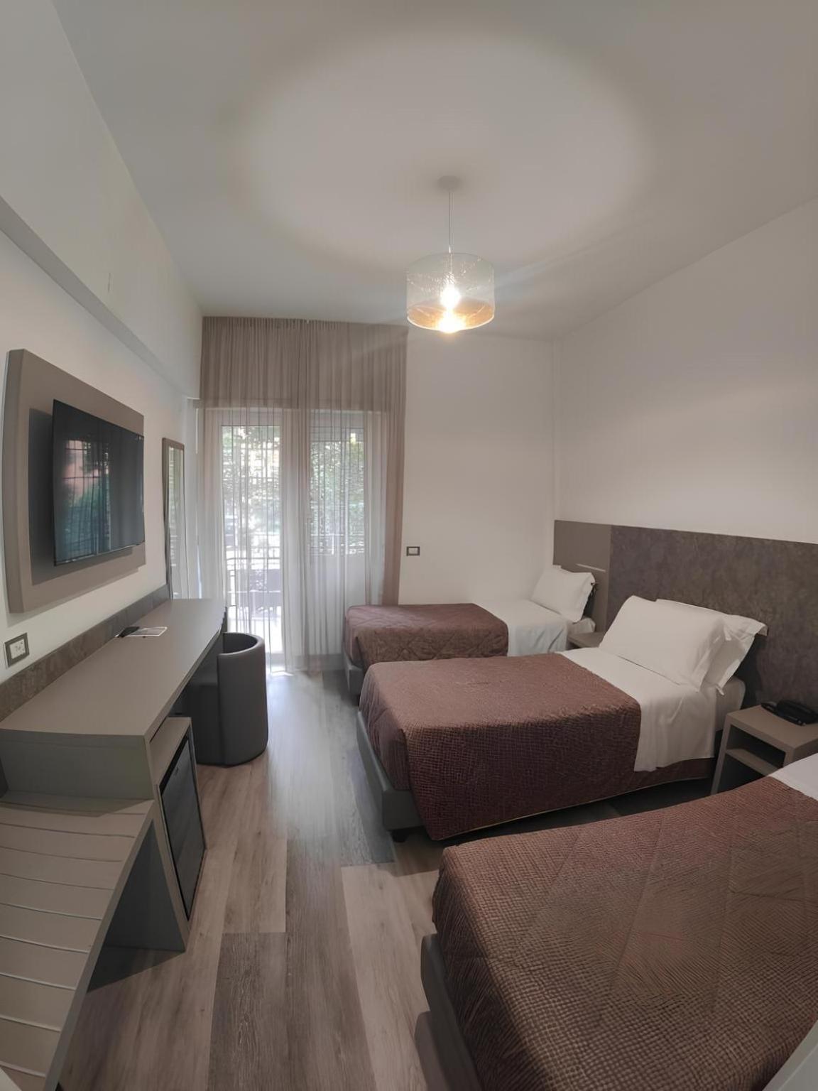 Hotel Casa Tra Noi Róma Kültér fotó